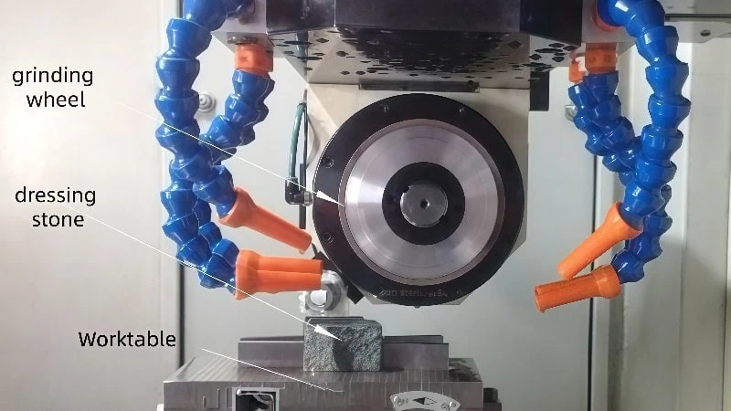 dressing a diamond grinding wheels