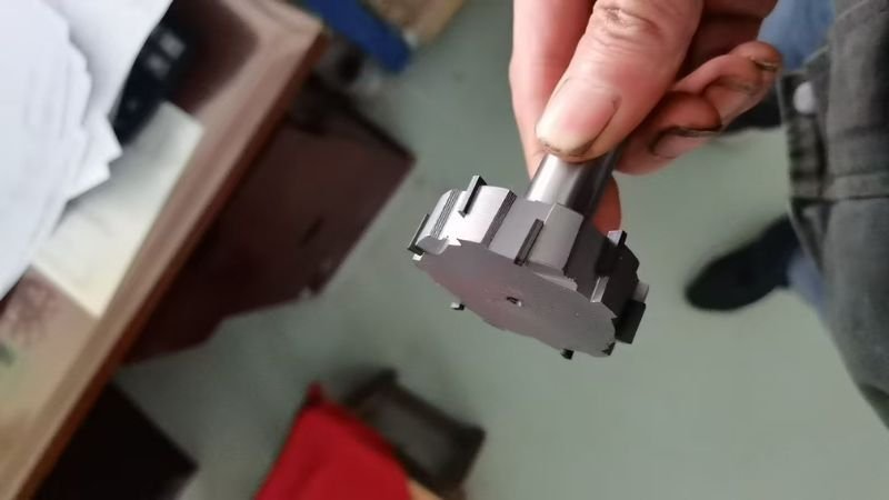 polycrystalline diamond fly cutter