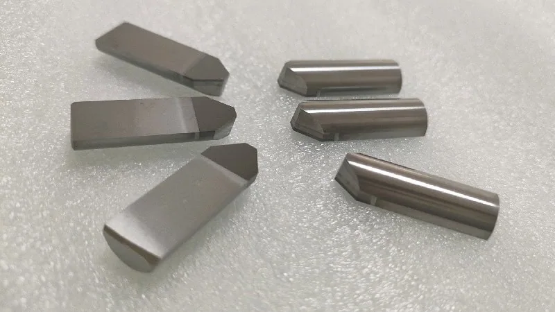 pcd notching tools for tungsten carbide rolls machining
