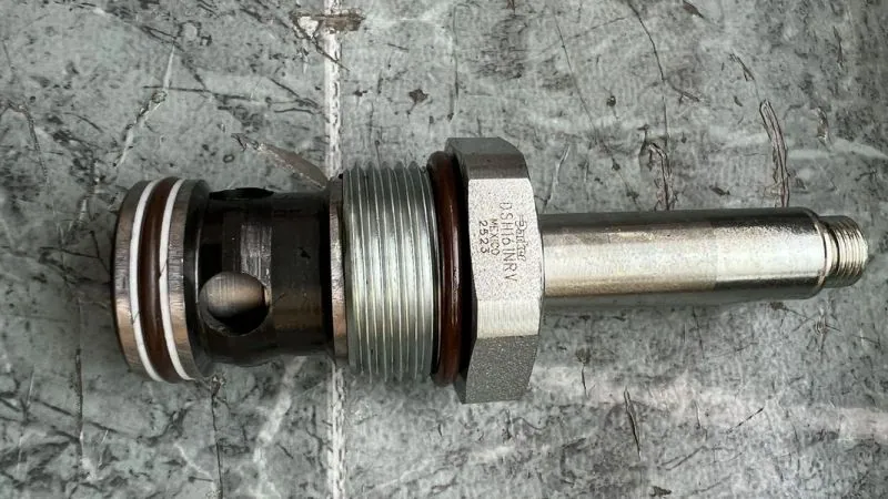 high precision hydraulic cartridge valve hard turning application sample