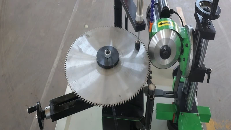 cnc saw sharpening machine wheel setup top view