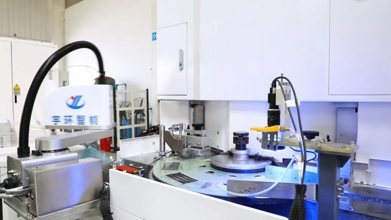 glass grinding station