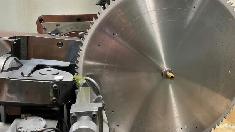 large diameter forestry saw blade grinding